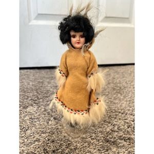 Dolls of the World Alaskan Vintage Eskimo Doll